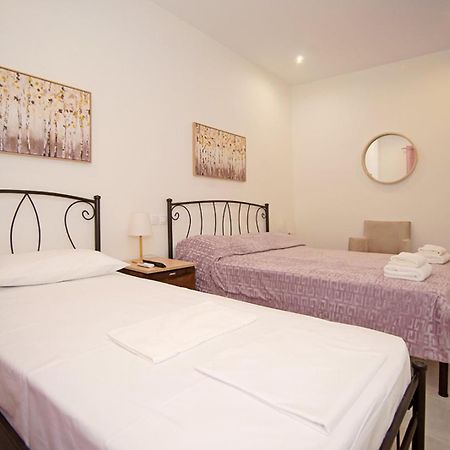 Karnagio Rooms Kyparissia Exterior photo